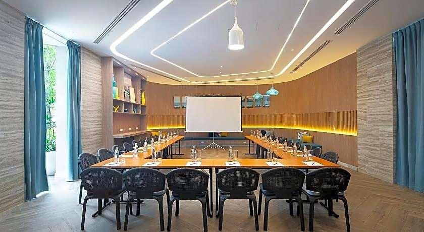 Ozo North โรงแรม Pattaya