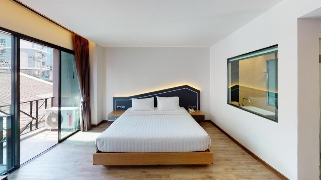 โรงแรม Sleep With Me