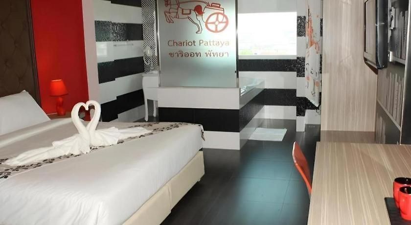 Chariot Hotel 3*