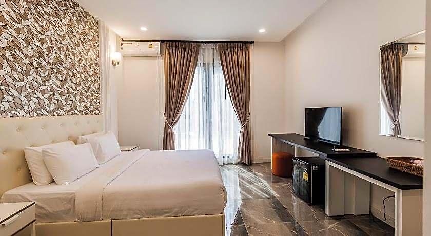 Villa Pool Pattaya