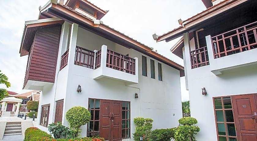 Achawalai Village Pattaya