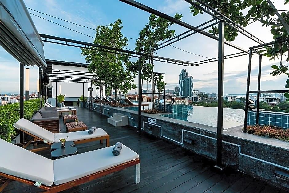 Surestay By Western T Hotel Pattaya