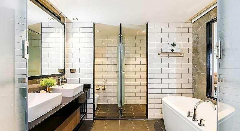 Hotel Surestay By Western T