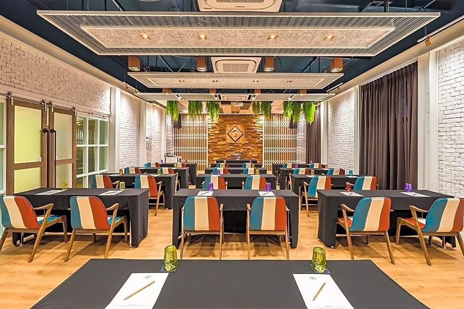 Surestay By Western T Hotel Pattaya
