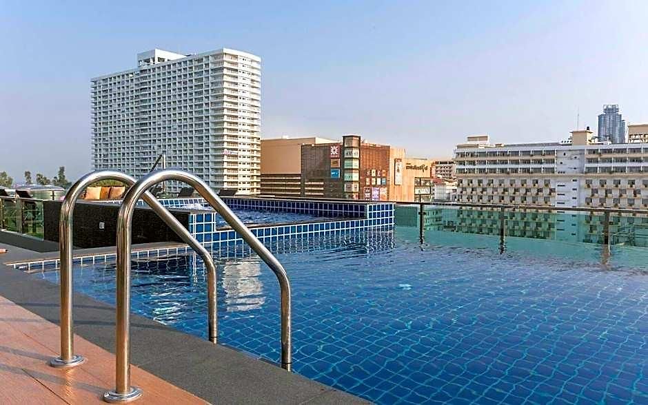Acqua Hotel 4*