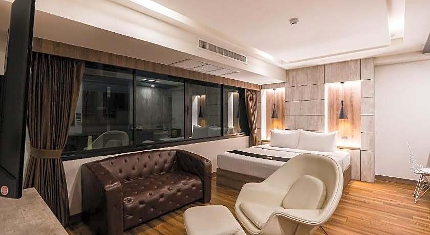 Acqua Hotel Pattaya