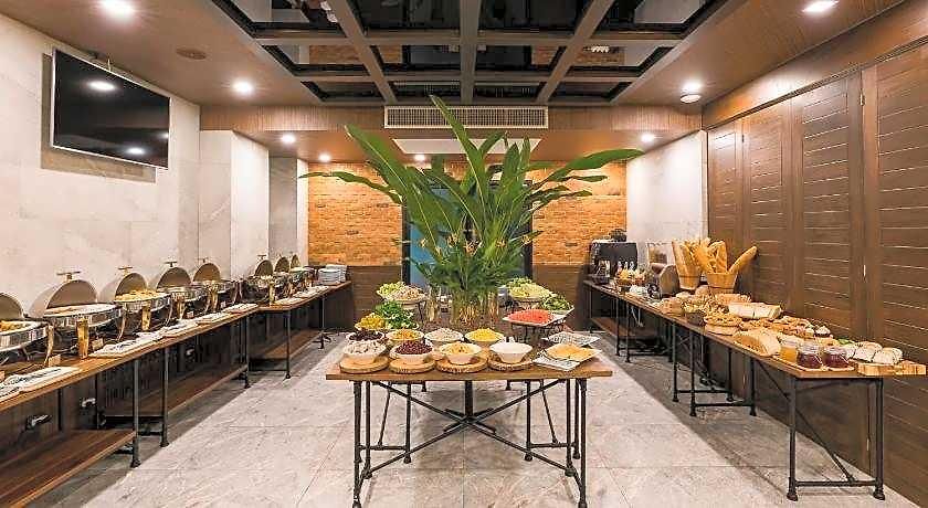Acqua Hotel 4*