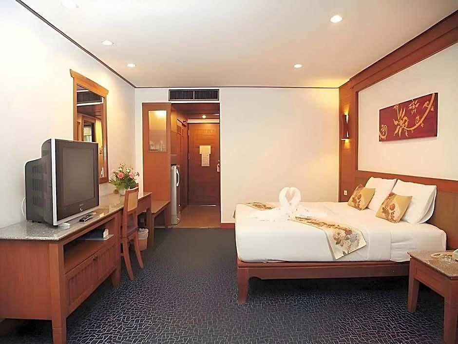 โรงแรม รายัล ทวินส์ พาเลซ