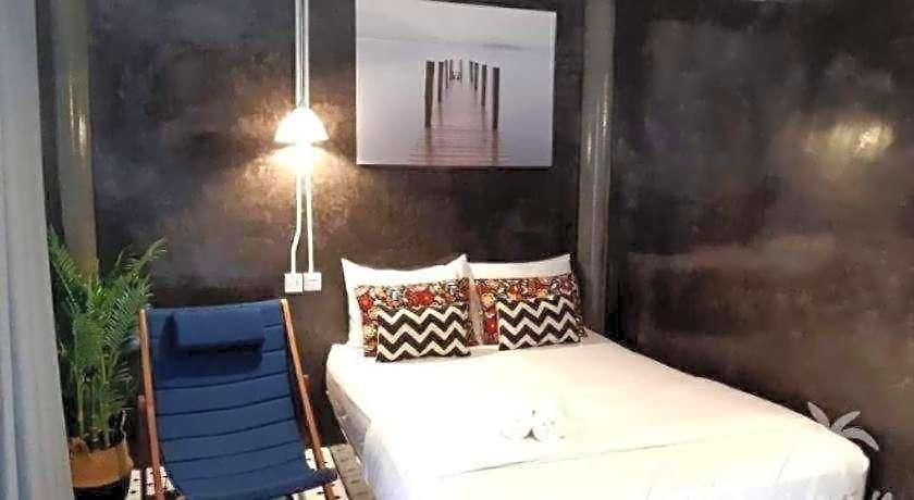 Hotel At Koh Larn Pattaya
