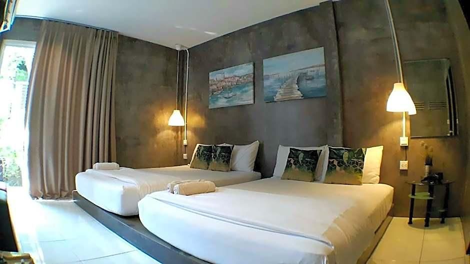 Hotel At Koh Larn 2*