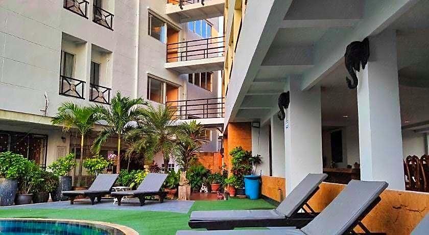 Chanthong Place Hotel