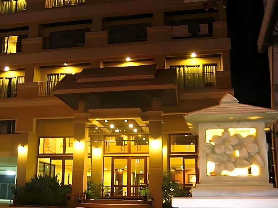 โรงแรม Piyada By Nexottel 3*