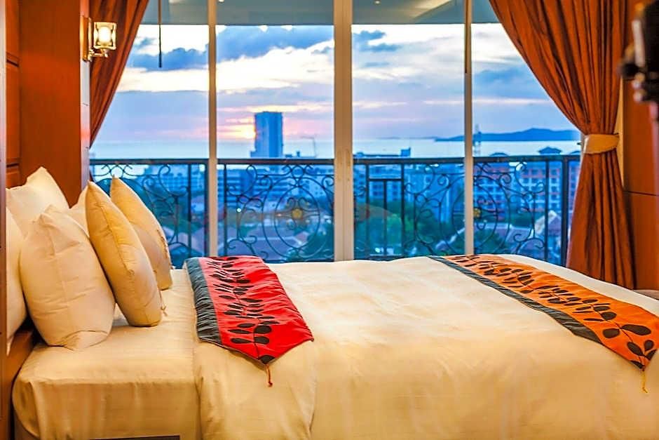 Tara Court Hotel 3*