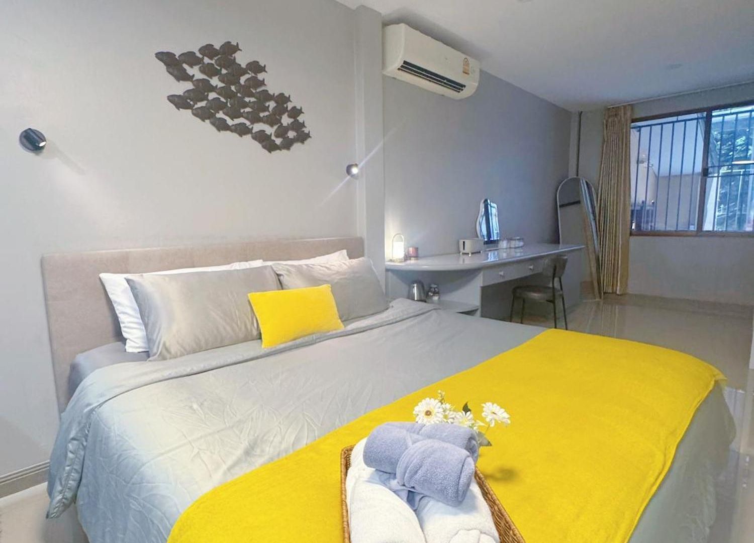 Sun And Moon House * Pattaya