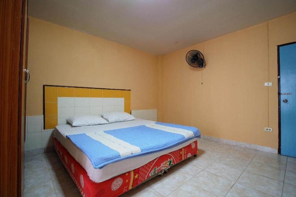 Oyo 1004 Naklua Mansion Hotel Pattaya