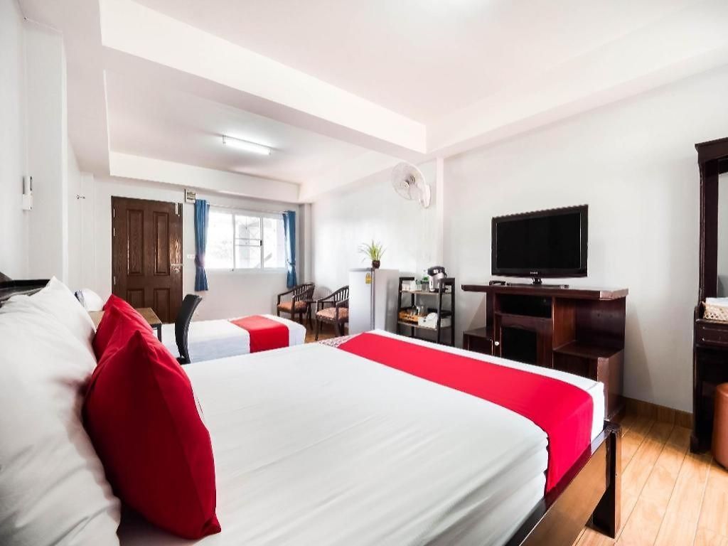 Hotel Oyo 1157 Ploy Pailin Place Pattaya