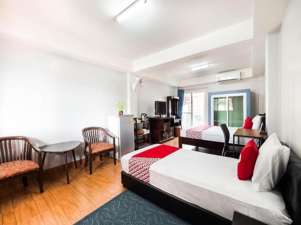 Hotel Oyo 1157 Ploy Pailin Place 2*