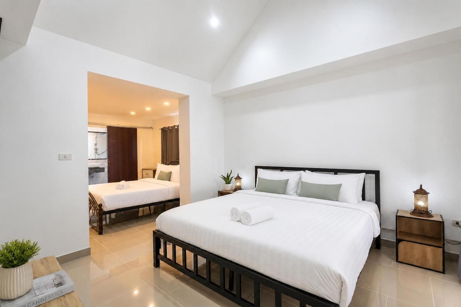 Luxury Pool Center C8 - 4 Bedroom