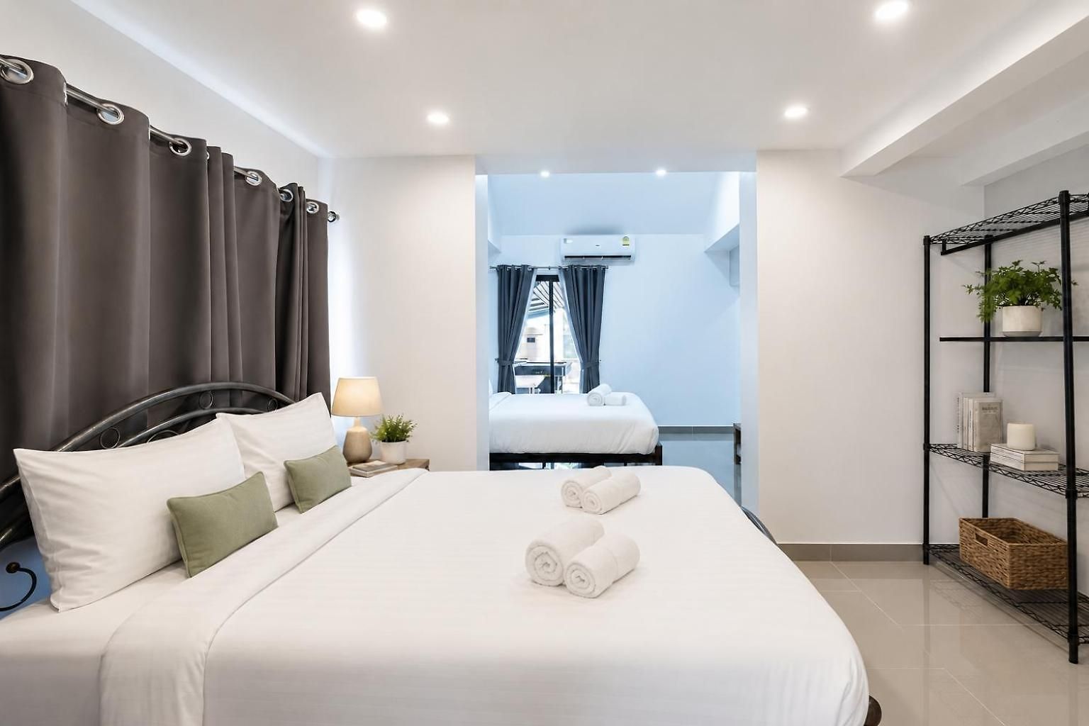 วิลล่า Luxury Pool Center C8 - 4 Bedroom *