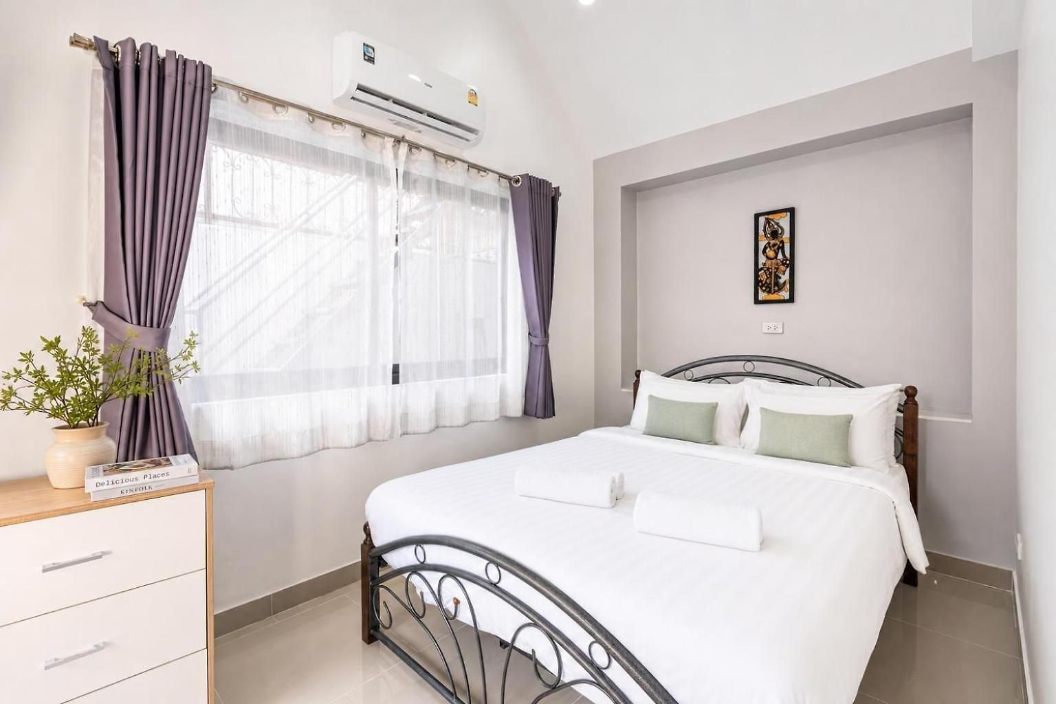 Luxury Pool Center C8 - 4 Bedroom * Pattaya