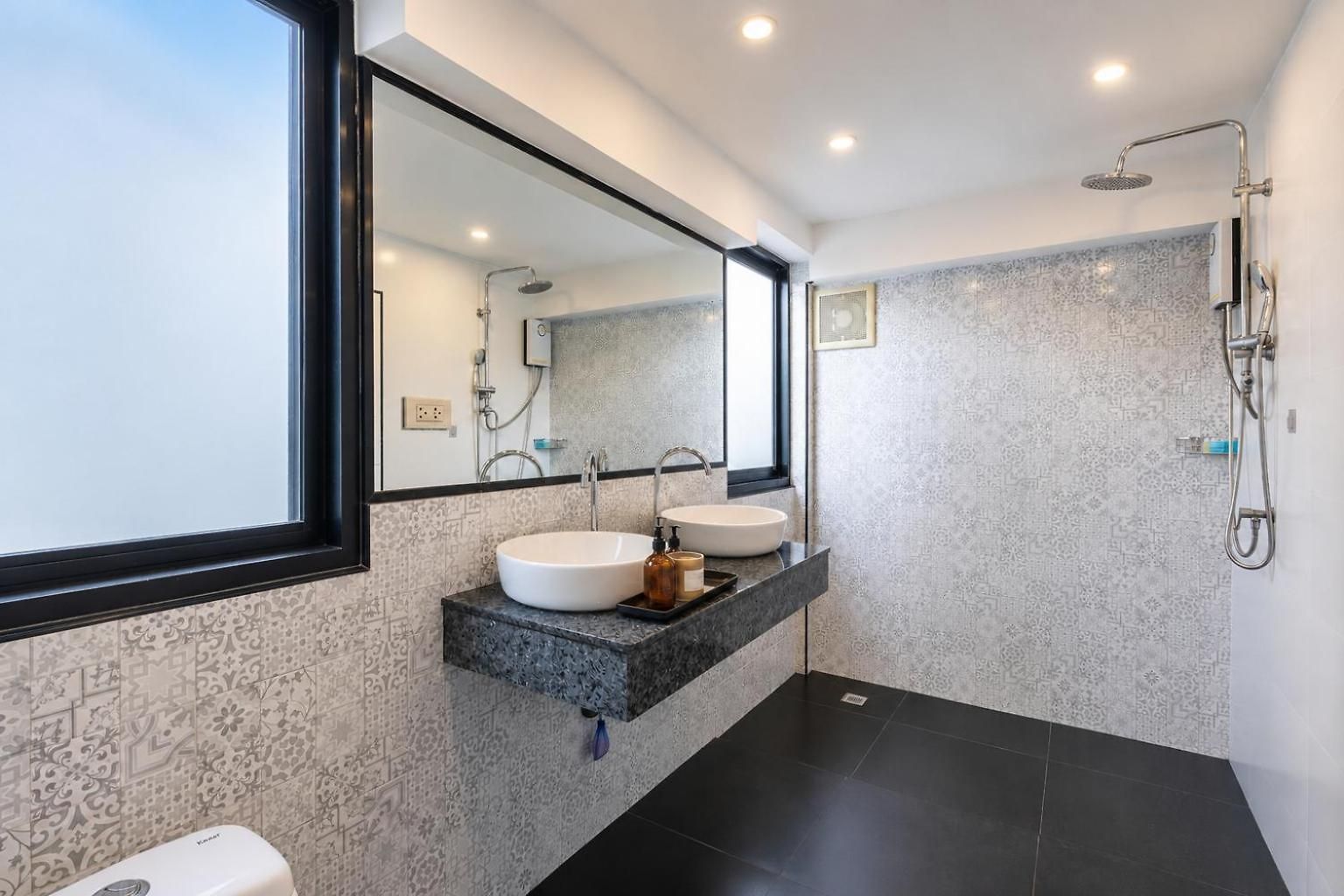 Luxury Pool Center C8 - 4 Bedroom *