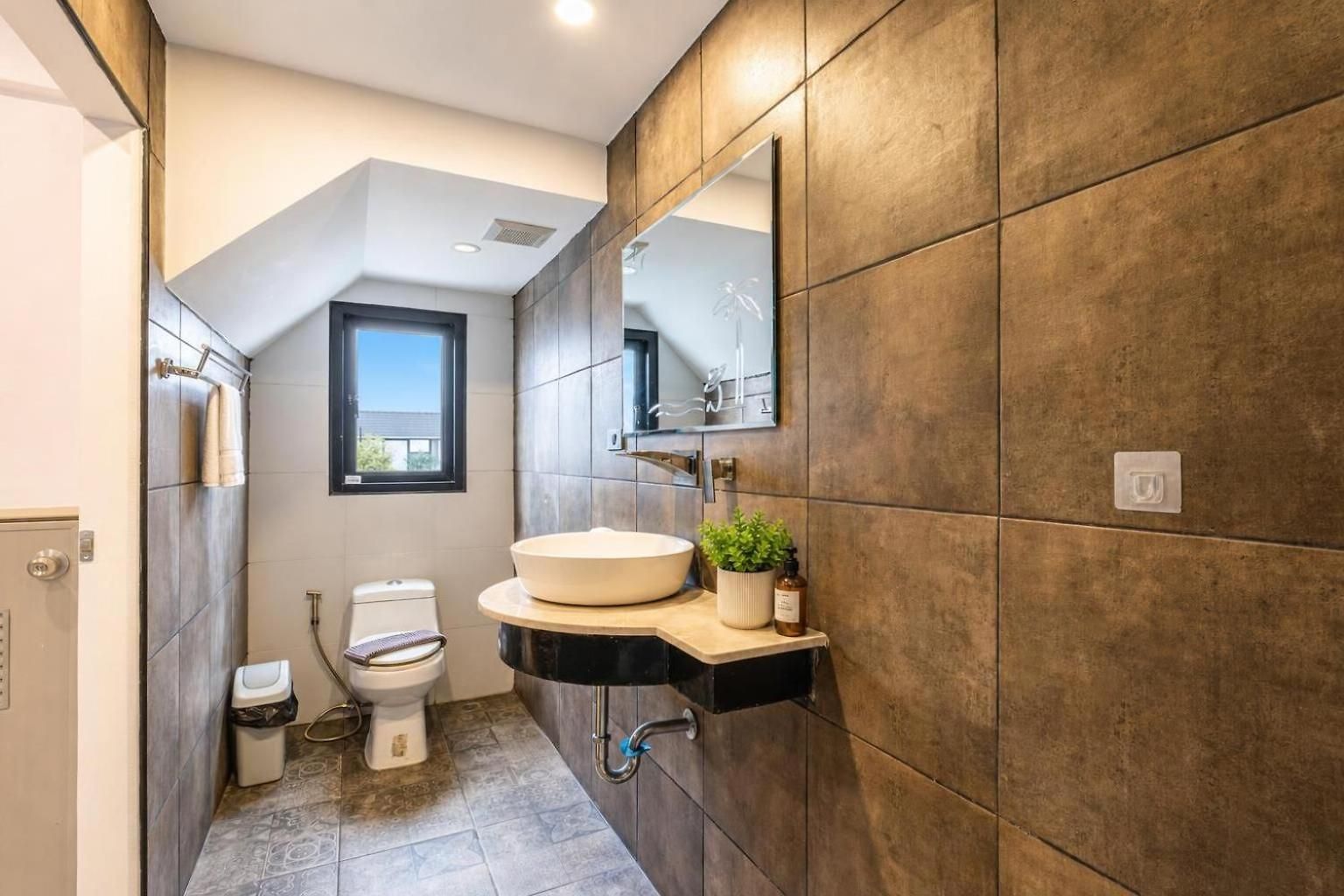 Luxury Pool Center C8 - 4 Bedroom Pattaya