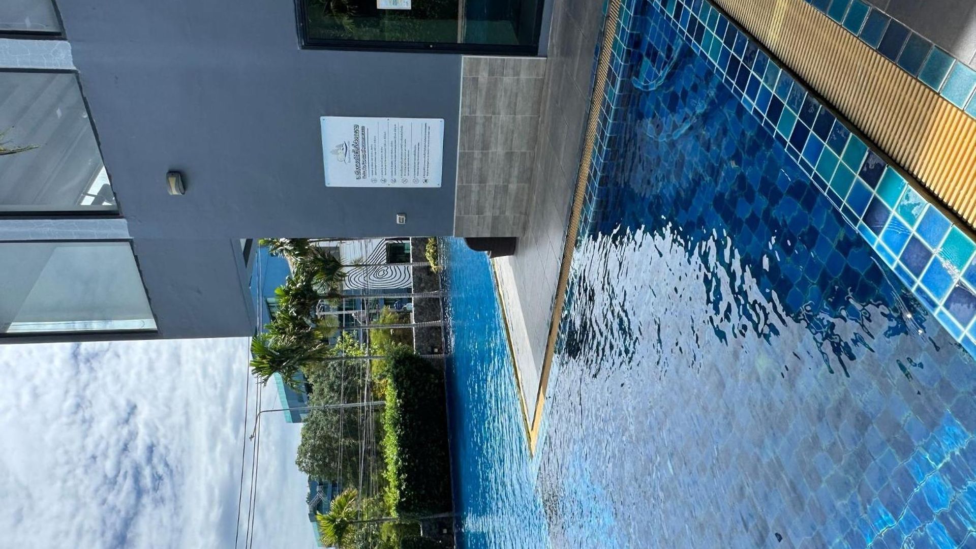 Guest house Sea View - Infinity Pool Near Terminal 21