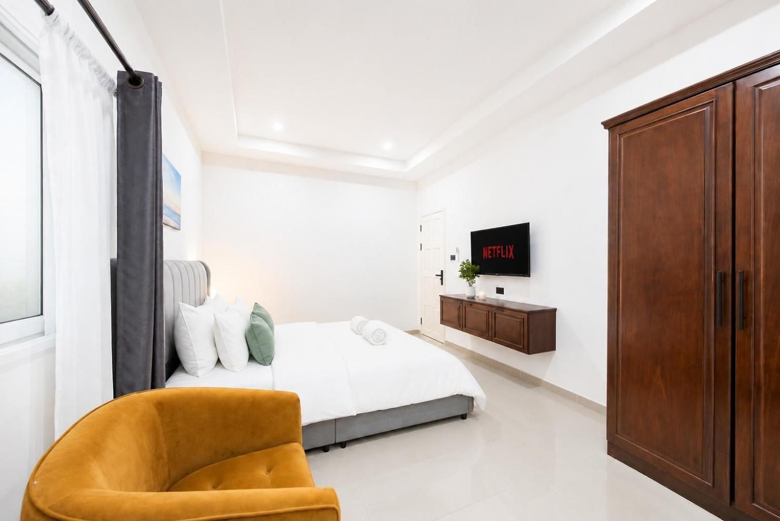 Lagoon Breeze 4br Pool Near Walking Street วิลล่า