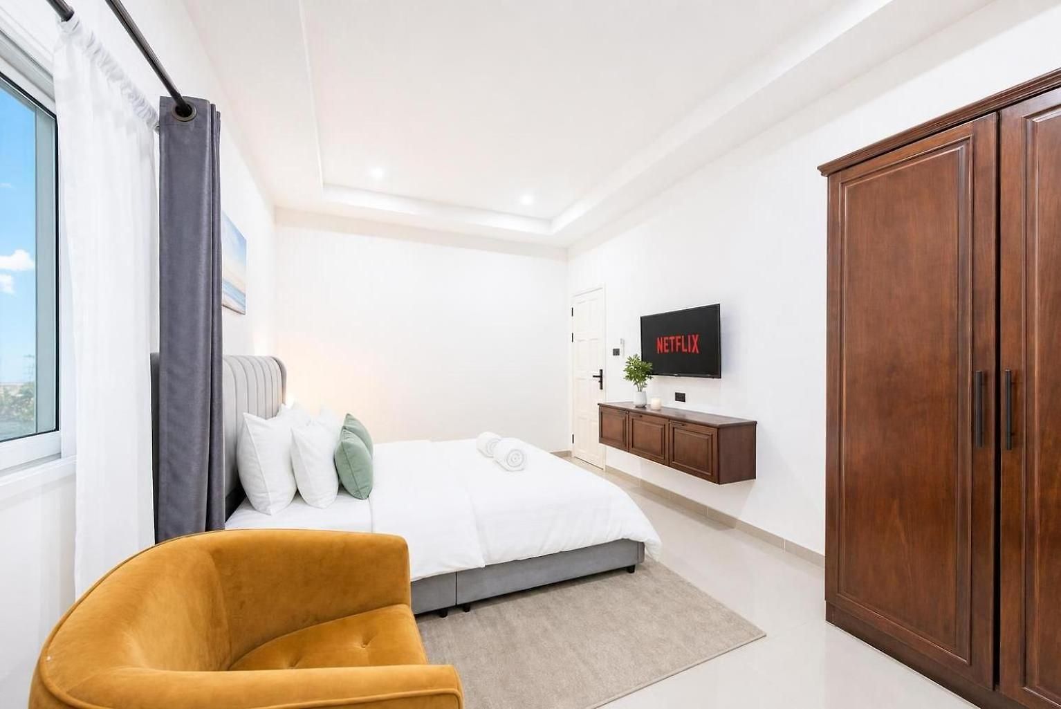 Lagoon Breeze 4br Pool Near Walking Street วิลล่า *