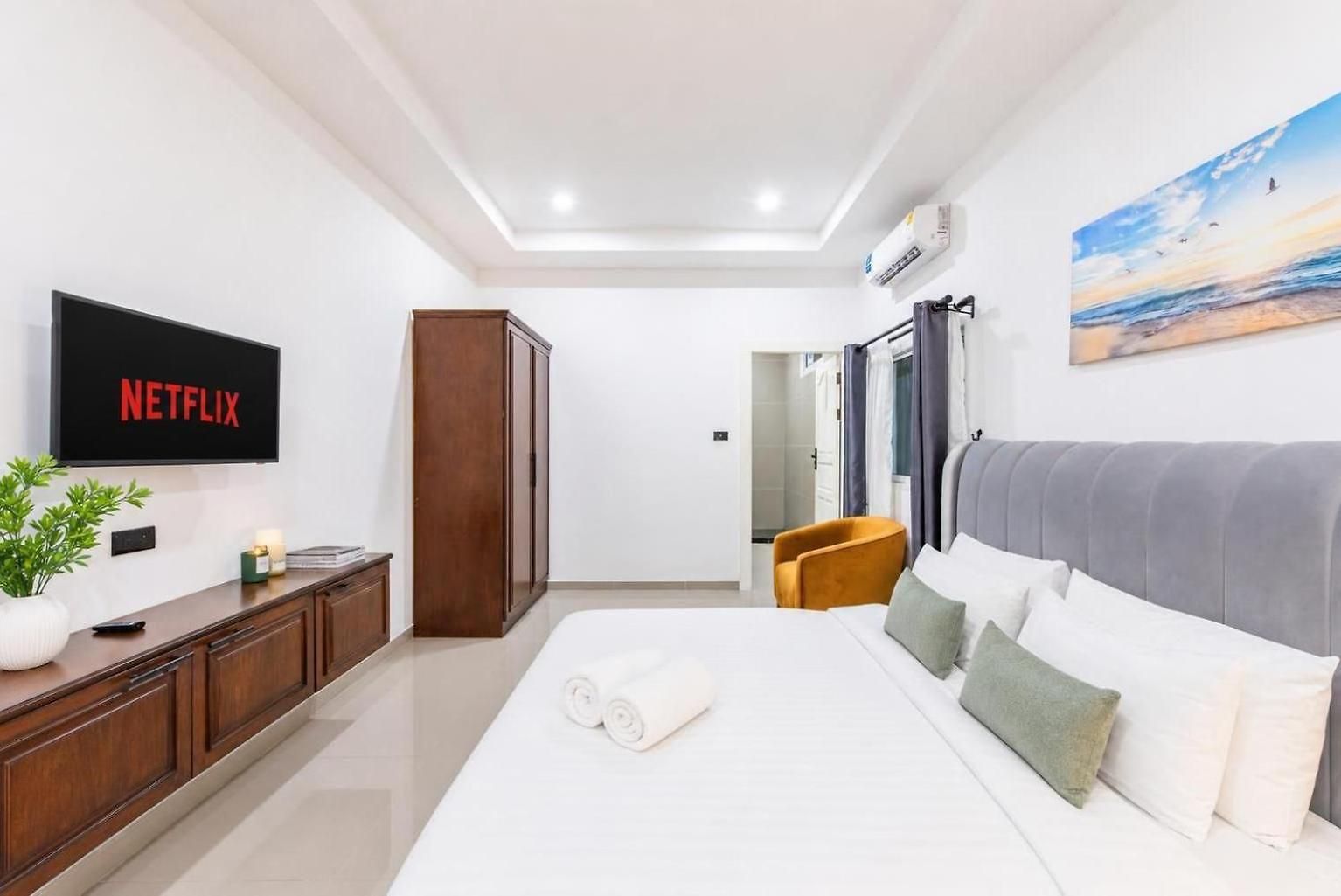 Lagoon Breeze 4br Pool Near Walking Street Pattaya
