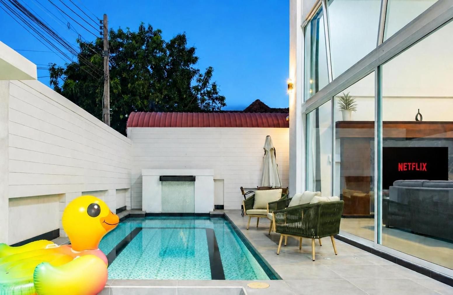 วิลล่า Lagoon Breeze 4br Pool Near Walking Street Pattaya