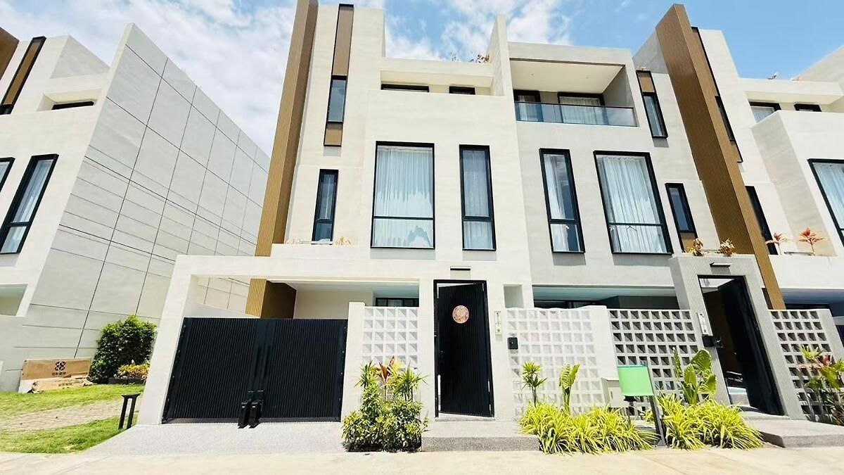 Villa Nord House Ktv Bbq Terrace Pool Table And Swimming Pool Pattaya