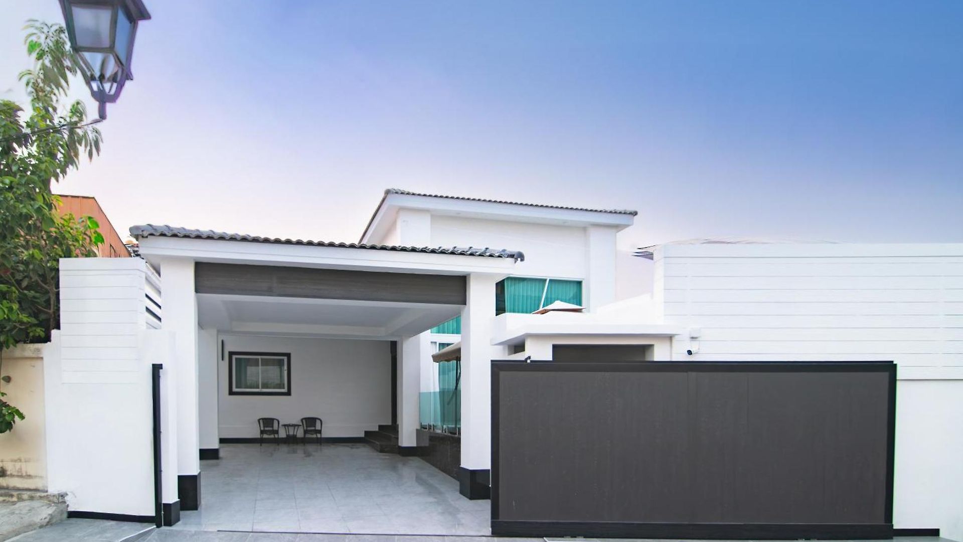 Pool Villa *