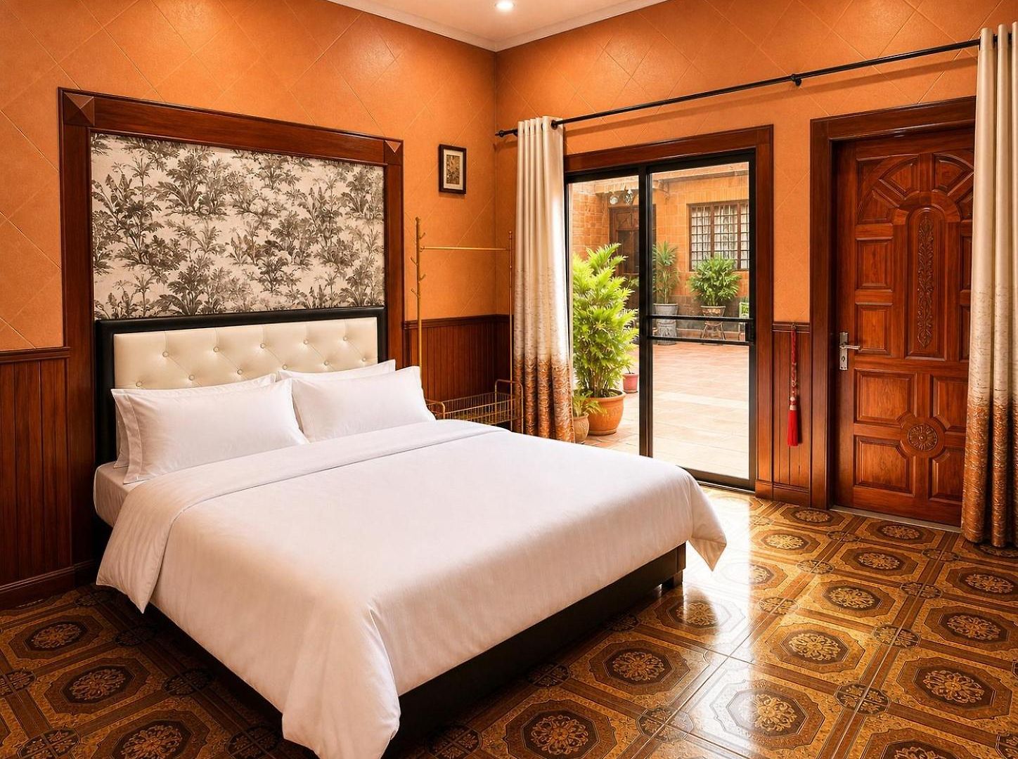 Golden Thai Courtyard Hotel