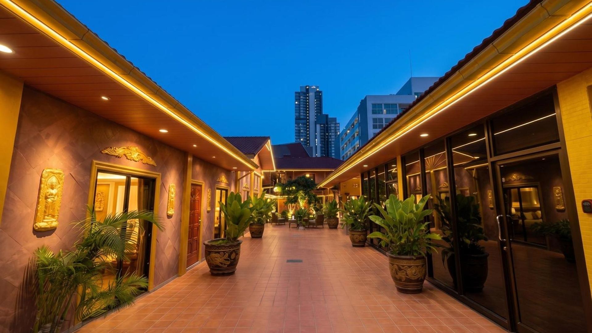 Golden Thai Courtyard Hotel