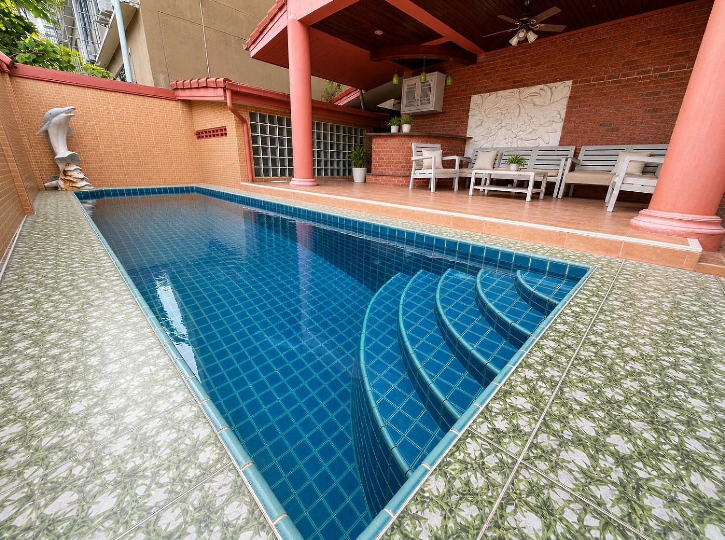 Golden Thai Courtyard Hotel 3*