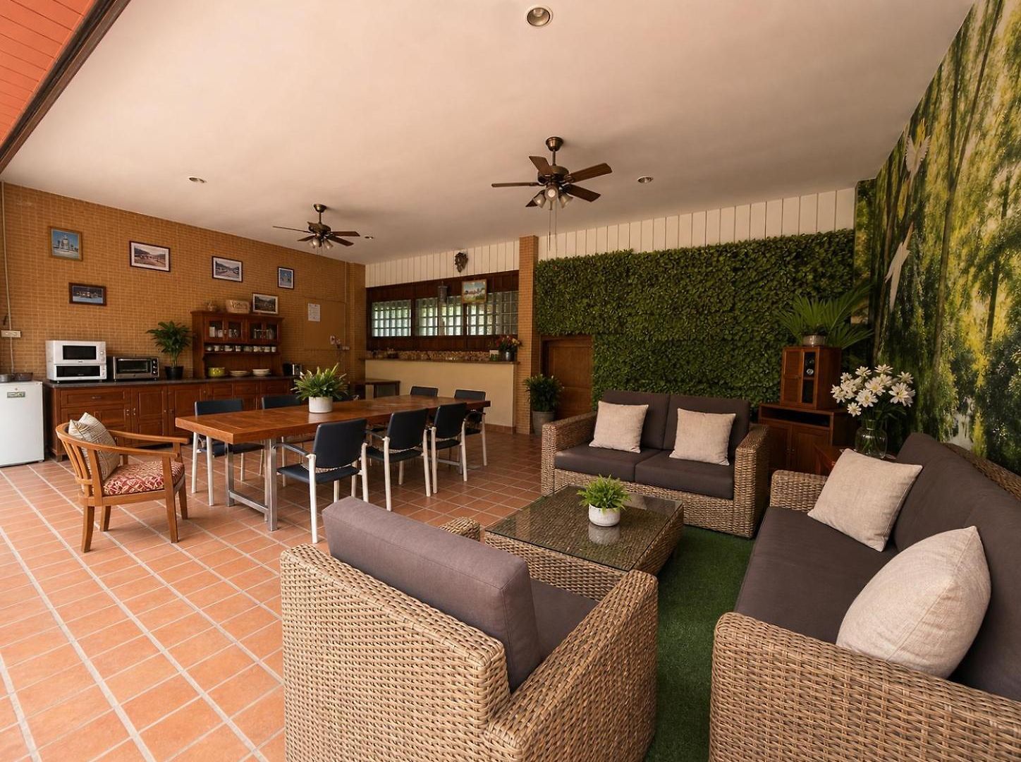 Hotel Golden Thai Courtyard Pattaya