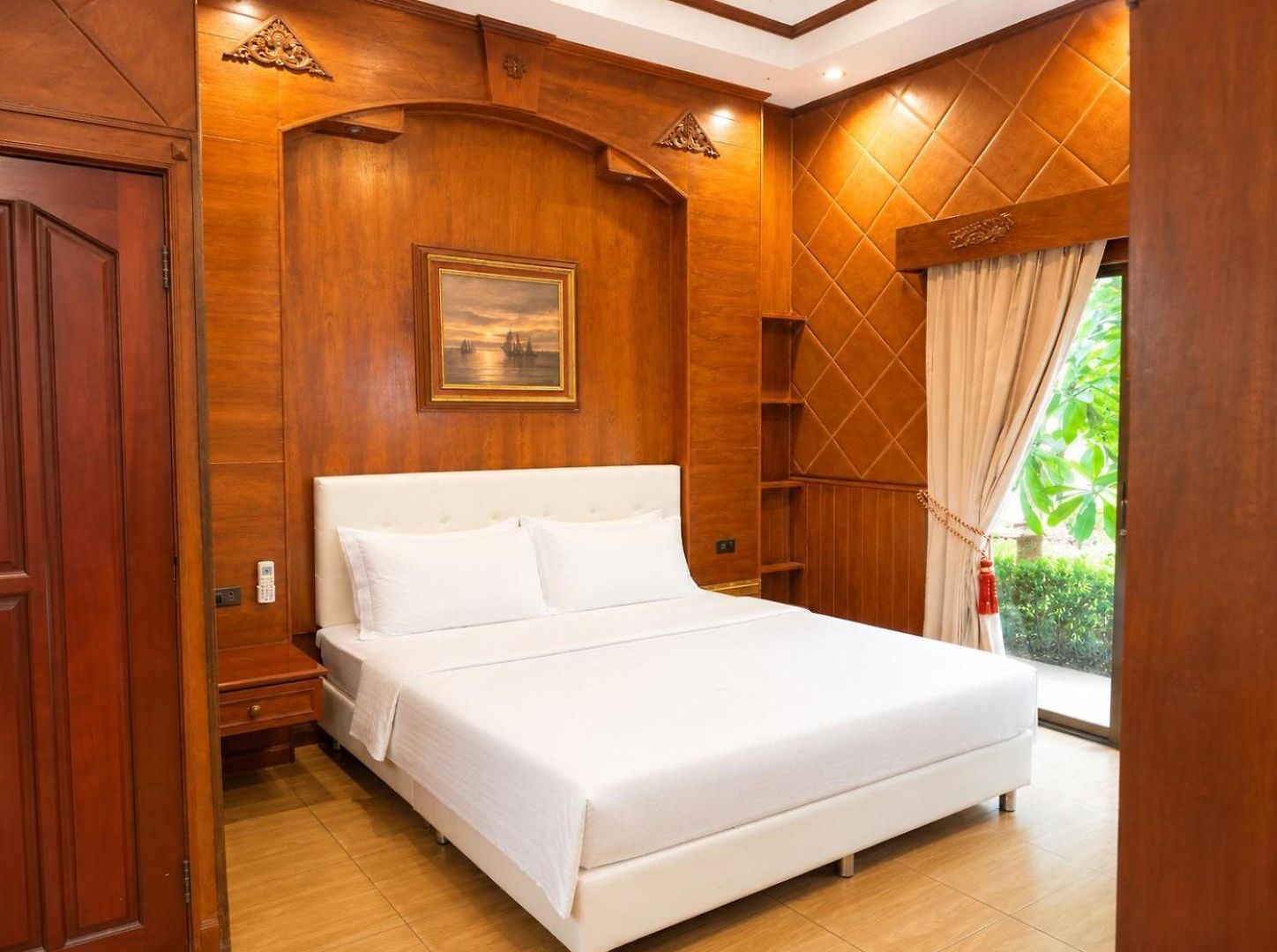 Hotel Golden Thai Courtyard