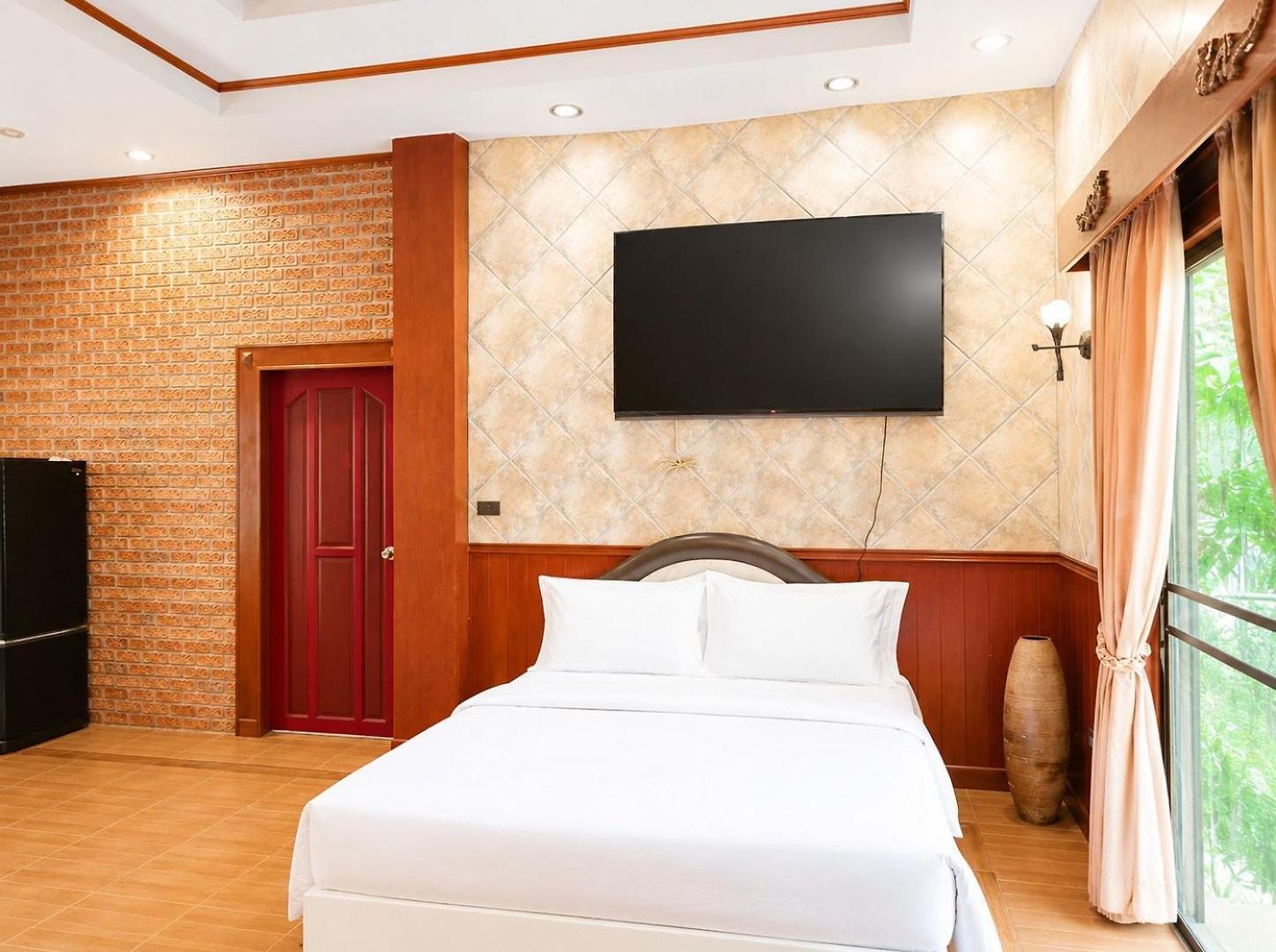 Golden Thai Courtyard 3*