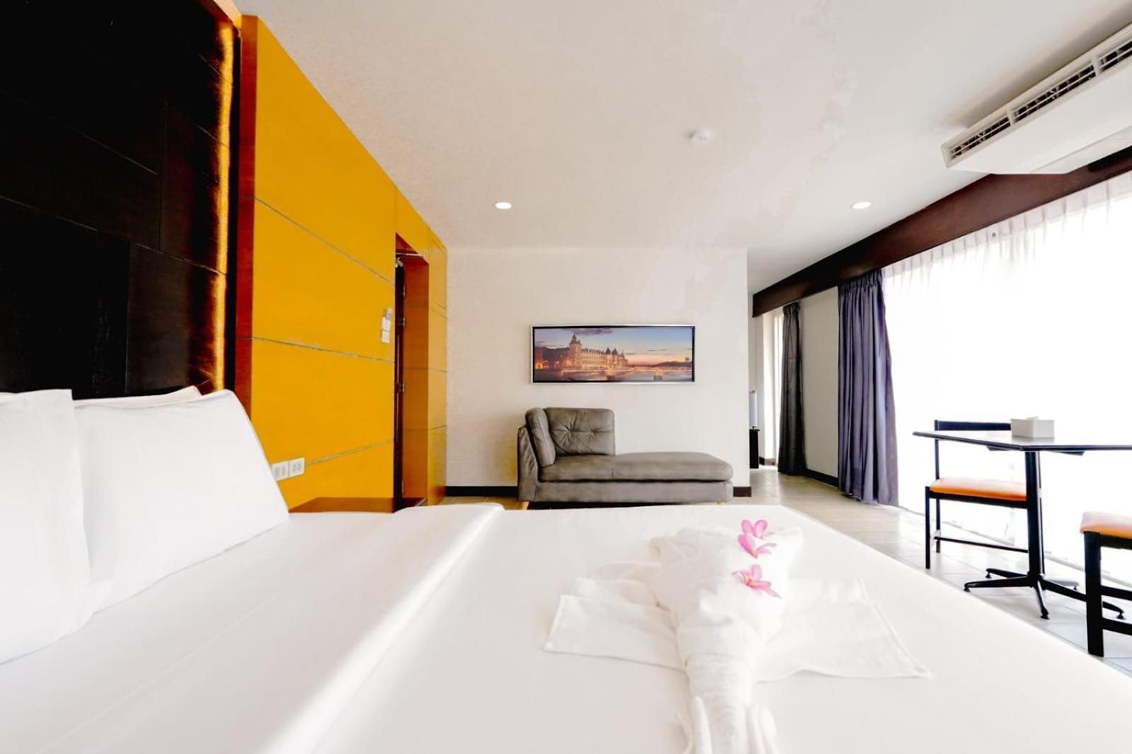 Hotel By Harsh Pattaya