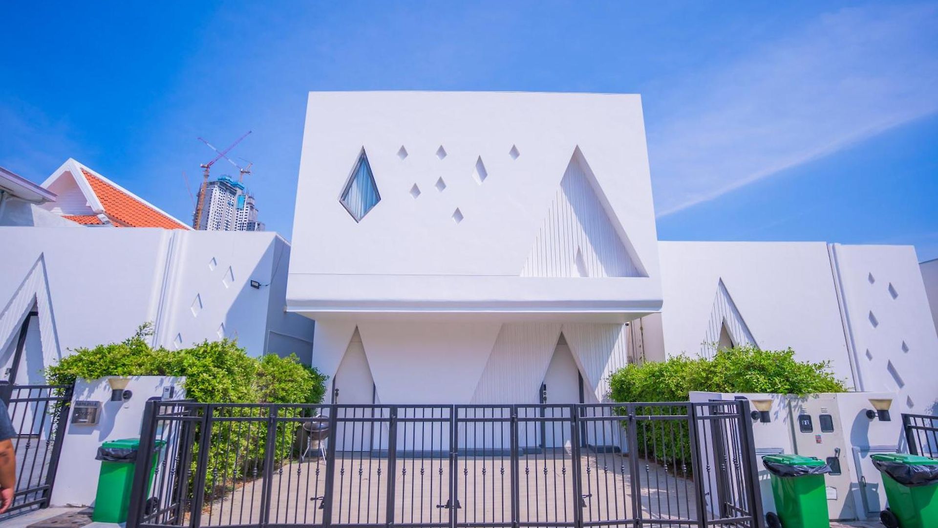 芭提雅市中心现代奢华风格别墅 Villa Pattaya