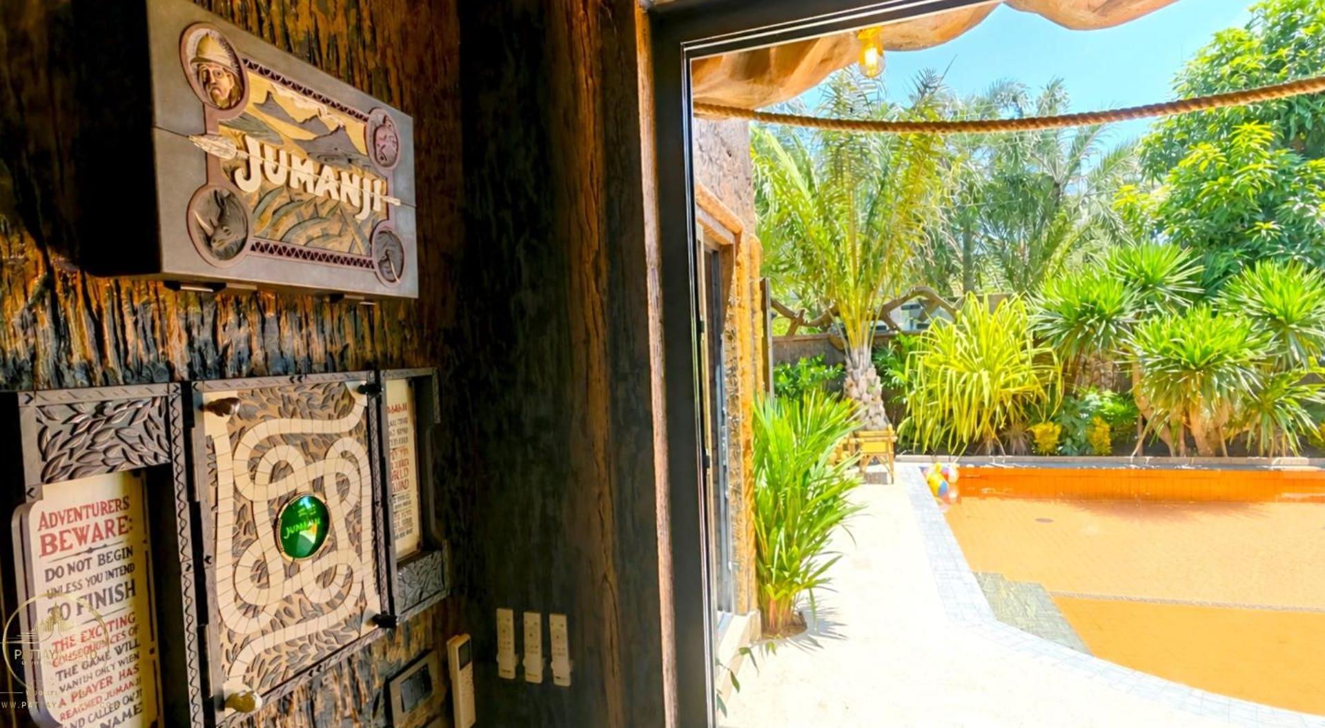 Manjiland Luxury Pool Walking Street