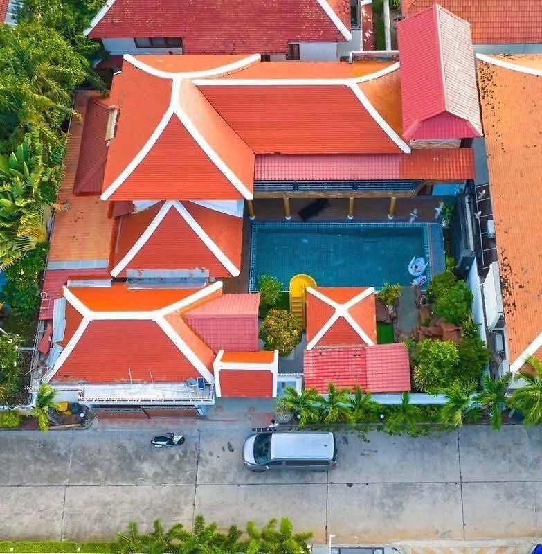 Luxury 5 Bedroom Thaibali Near Walking Street Pattaya