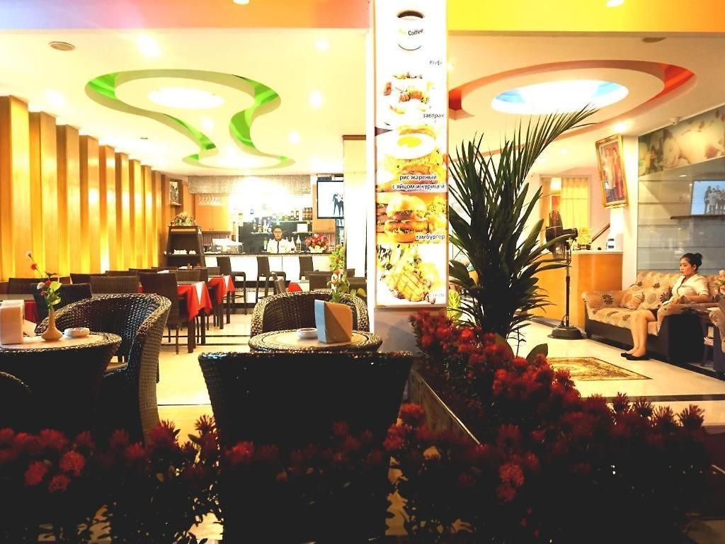 A-ya Place Hotel