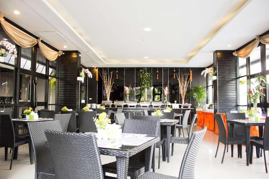 โรงแรม โกลเดนท์ทิวลิป เอสเซนเชียล พัทยา