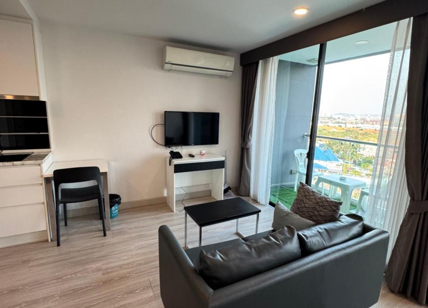 Big Wifi & Smart Tv Pattaya