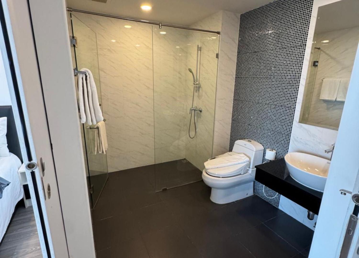 Big Wifi & Smart Tv Hotel 4*