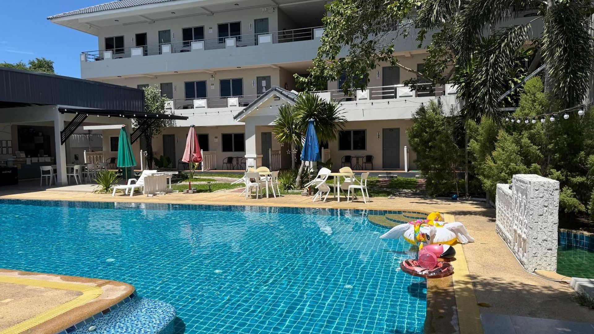 Hotel Amaya Bloom &