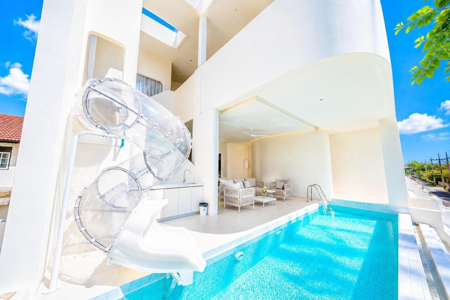 Happy House Pool * Pattaya