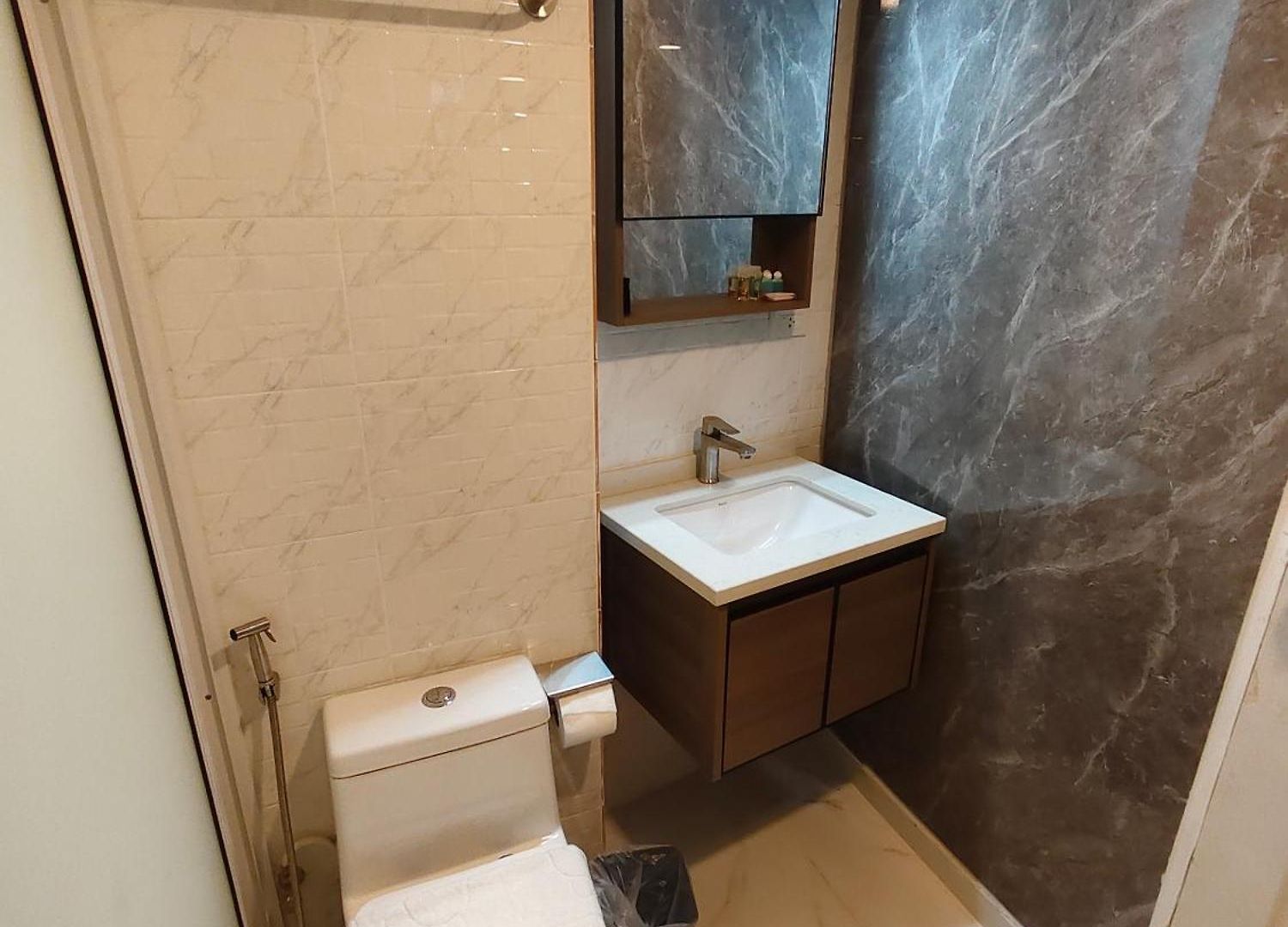 Ada Boutique Hotel *